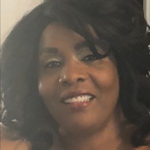 Meet your Posher, Tonya